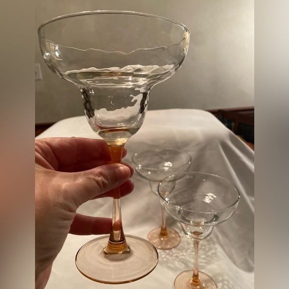 Set of 4 Pink Stemmed Bottom Margarita Glasses. Gorgeous - Picture 4 of 10